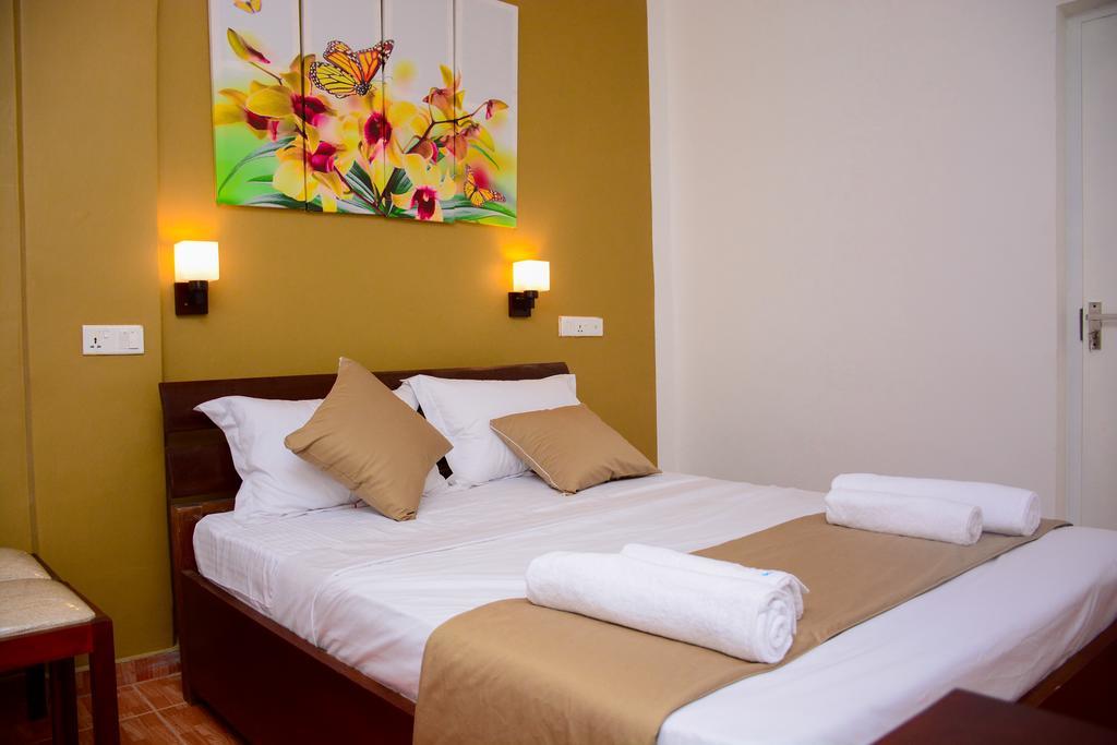 Mama Beach Villa Negombo Exterior foto
